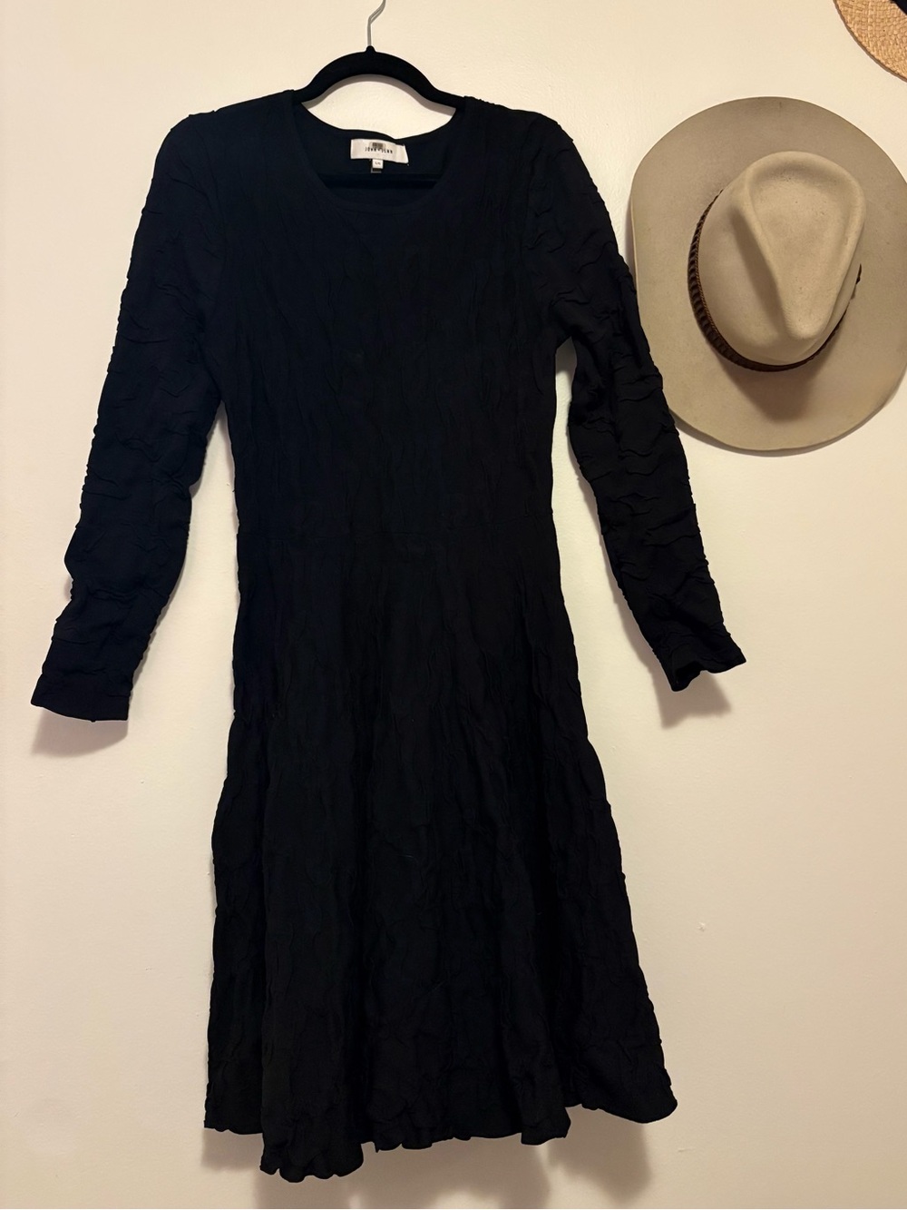 John + Jenn “Caviar Peyton” Long-Sleeve Textured Midi Dress